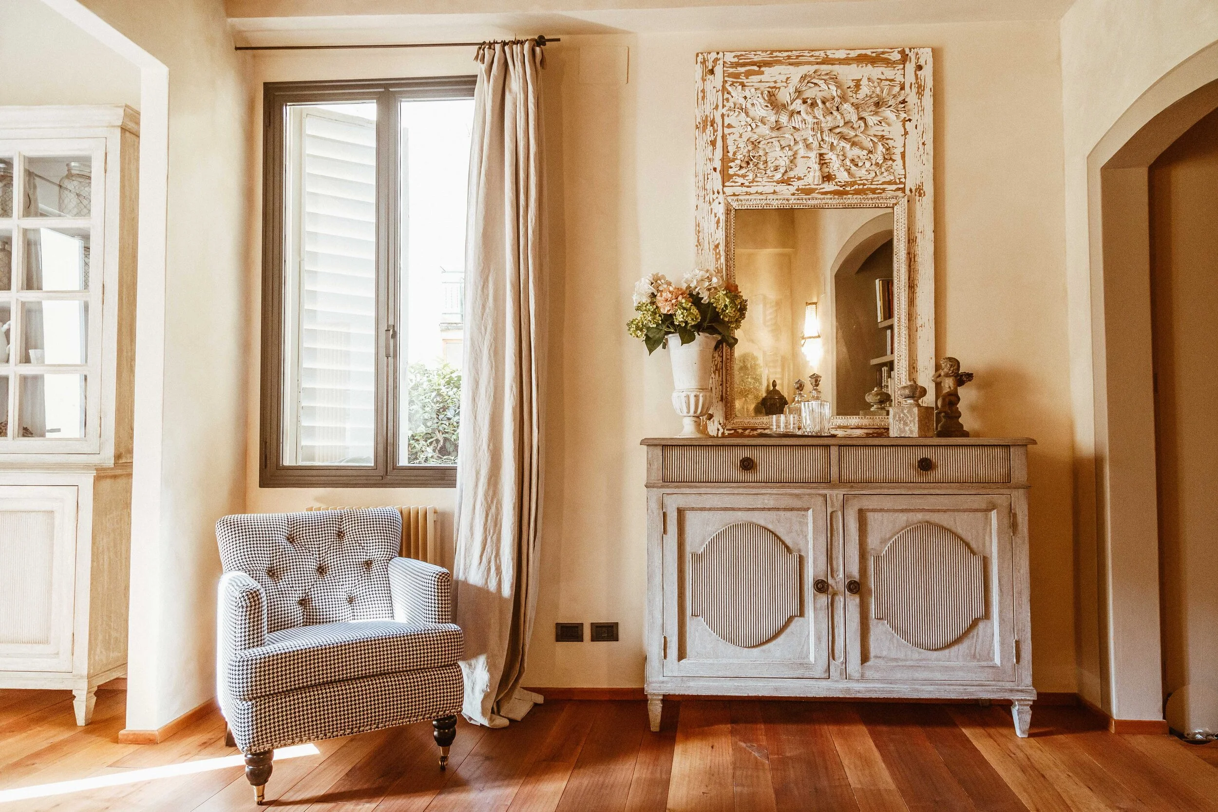 ITALIAN INTERIORS - CHIC LIVING PART 2 — Brantuo Studio